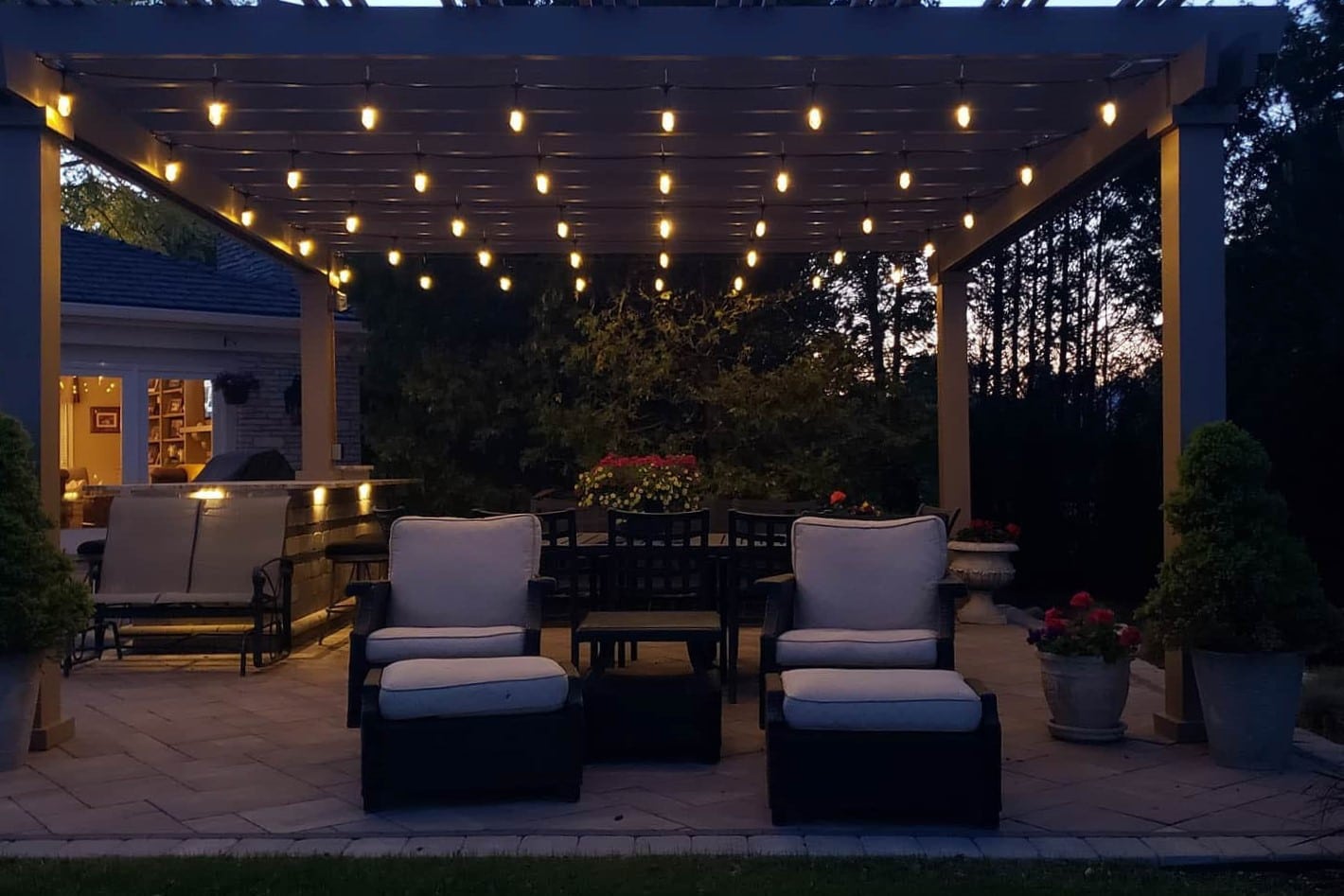 exterior lighting installation in winnetka, install patio lighting in winnetka, winnetka patio lighting