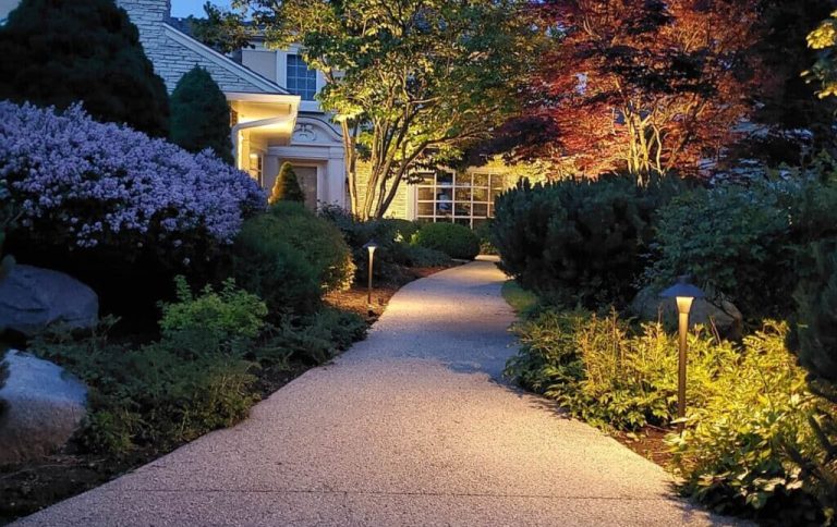 lake forest landscape lighting company, lightquest landscape lighting company, lake forest's best landscape lighting company