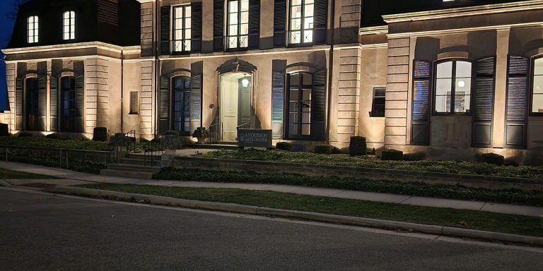 Outdoor Lighting Design in Glenview from LightQuest Outdoor Lighting Design in Glenview, landscape lighting Glenview IL, LED outdoor lighting Glenview
